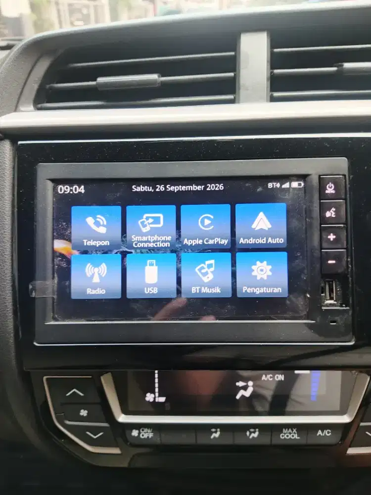 Head unit tape mobil honda HRV BRIO apple car play android auto