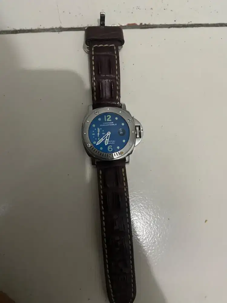 JAM TANGAN PANERAI LUMINOR SUBMERSIBLE