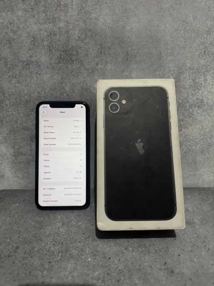 iPhone 11 64GB Inter Black Hitam Mulus BH 88%