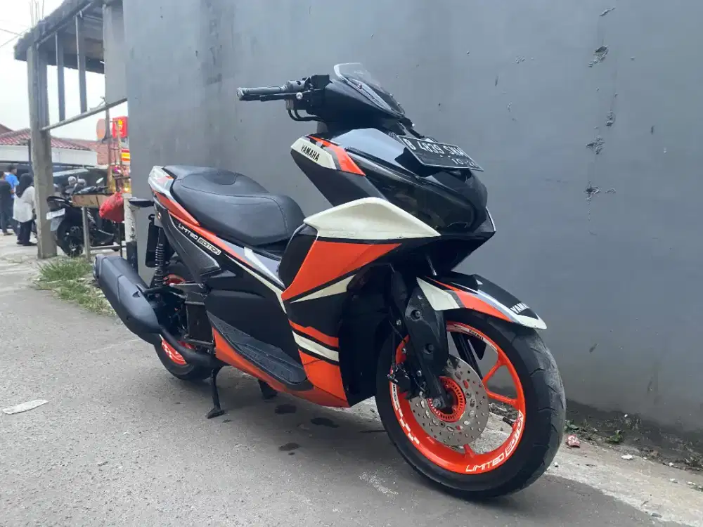 Aerox new limited edition 2021 cakep km rendah