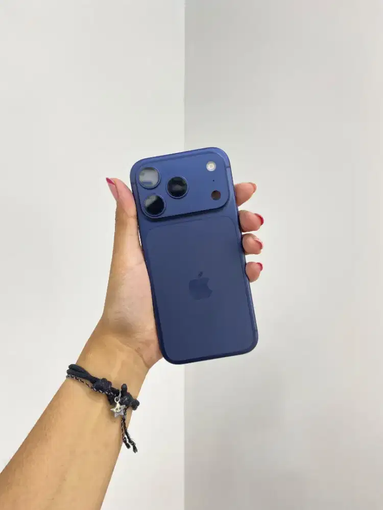 Iphone garansi resmi