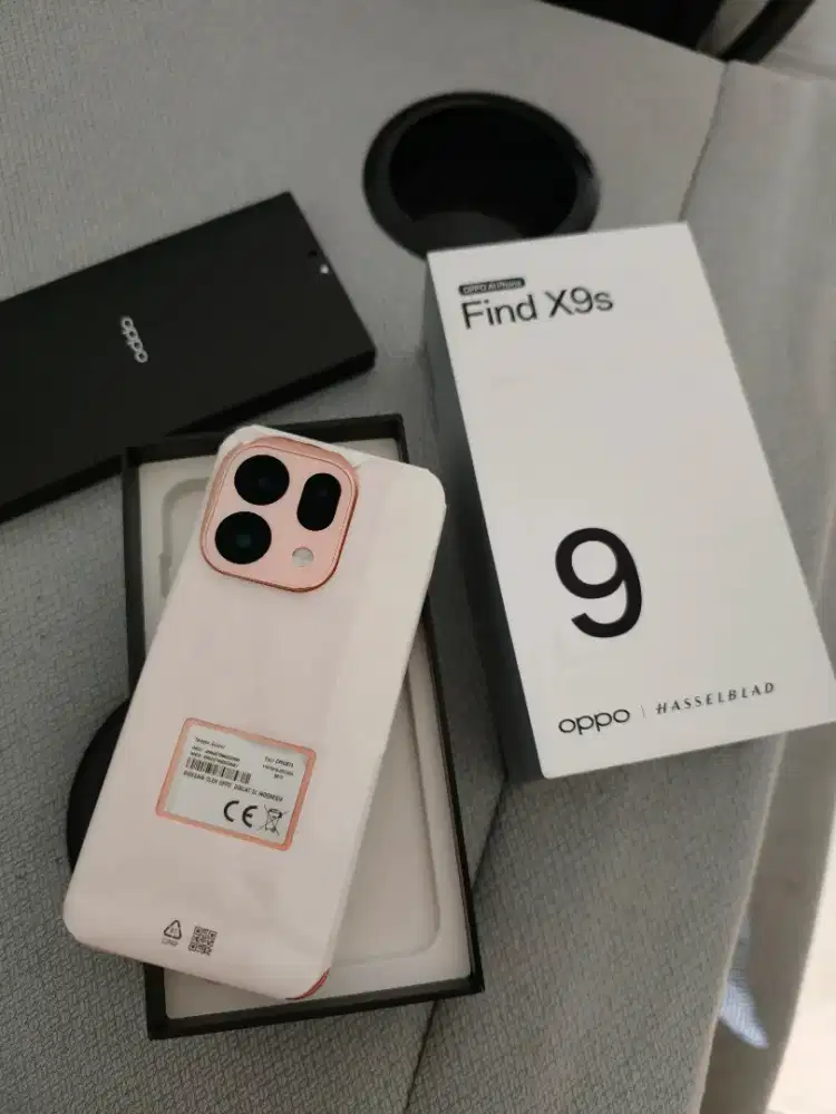 Oppo find x9s ram 12/256