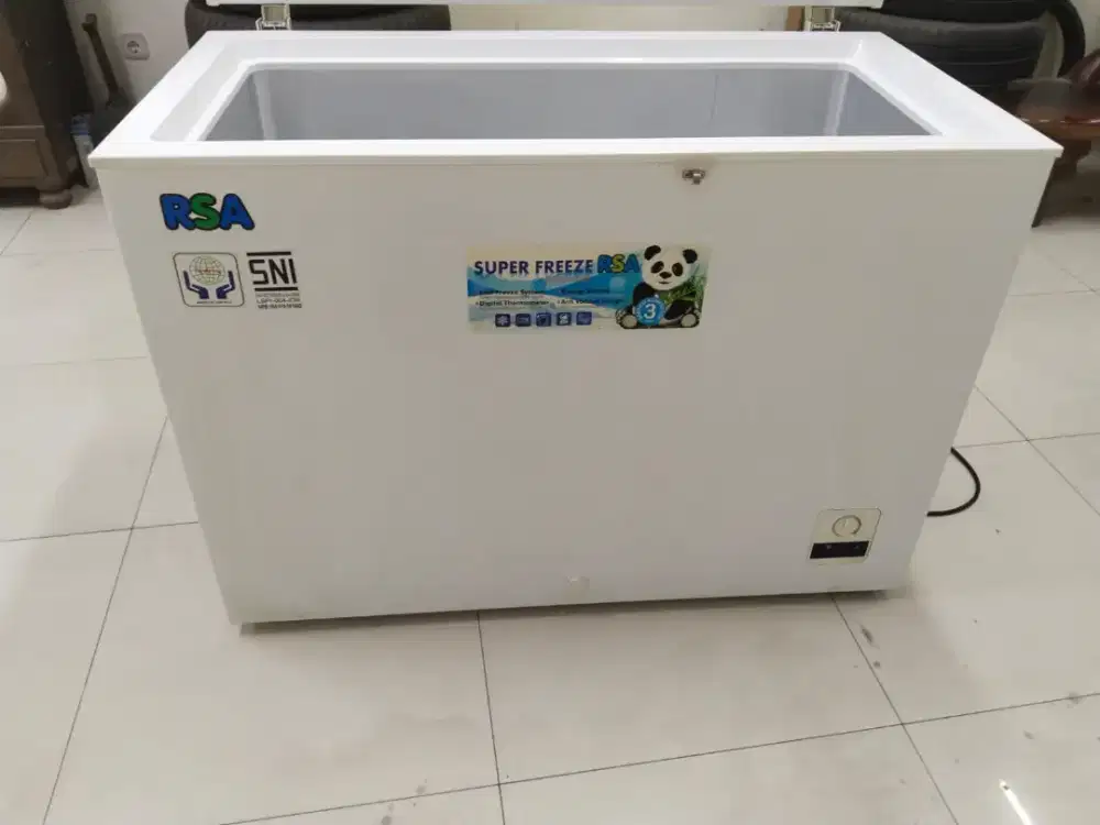 Freezer 310 liter