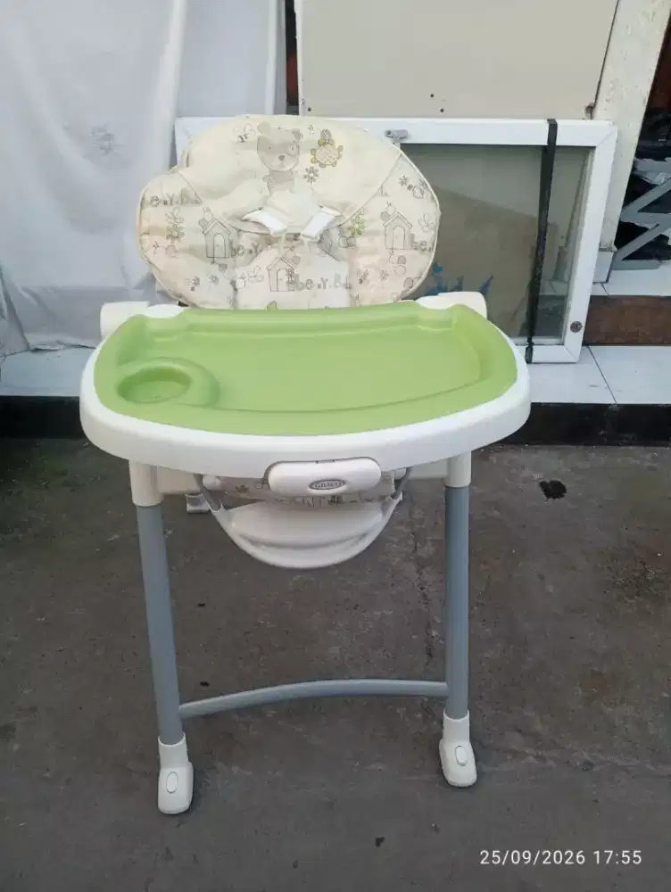 dijual meja makan anak