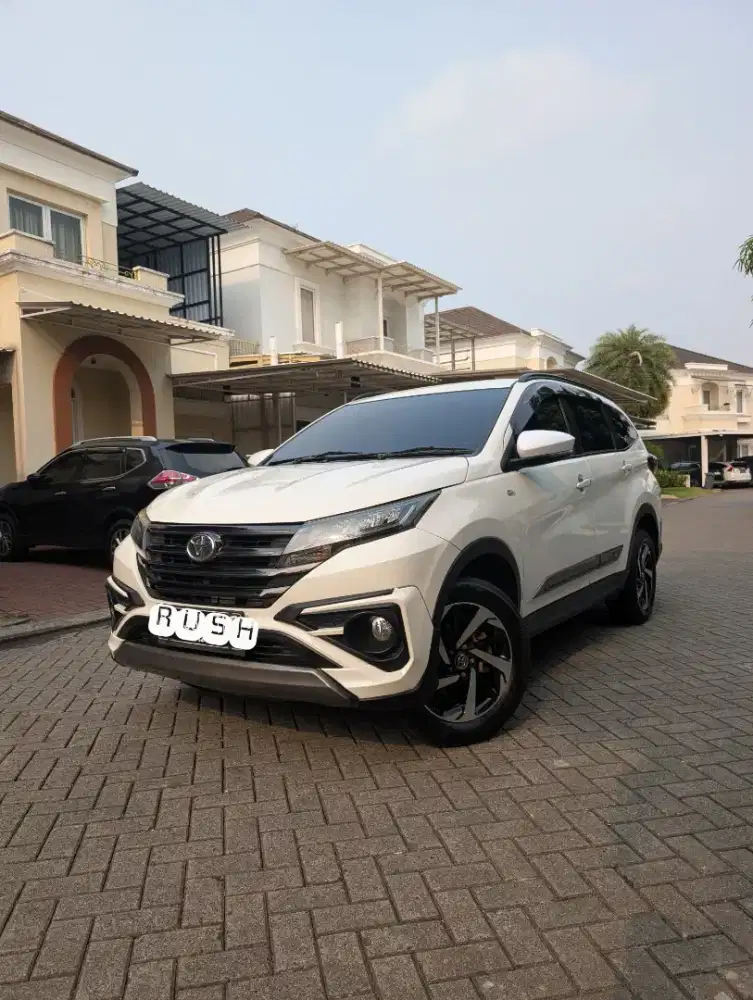 Toyota Rush GR Sport AT 2021