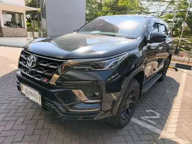 TERMURAH Toyota Fortuner 2.8 VRZ GR Sport-AT 2023 UJB B