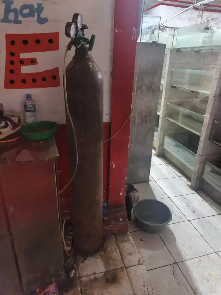 Tabung oksigen 6 L + regulator