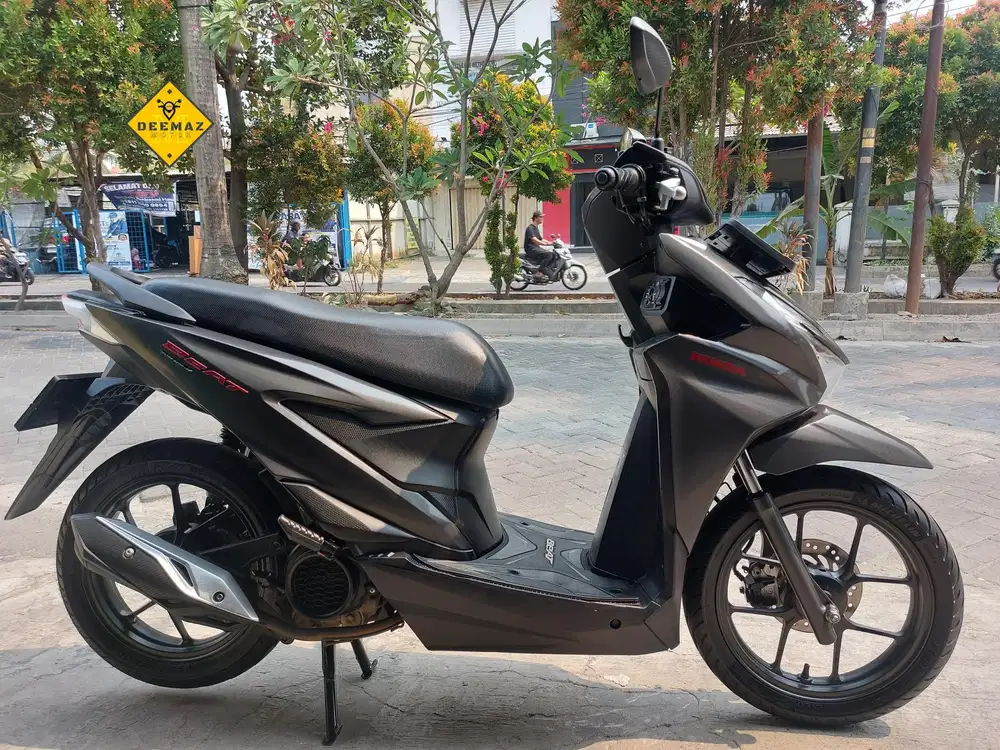 (DP 700 Rb)‼️ New Beat Deluxe CBS ISS Hitam 2024 Cash & Kredit