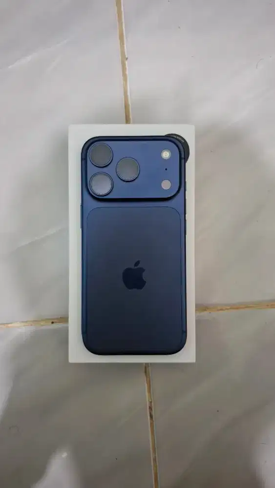 IPHONE 17 PRO DEEP BLUE 256gb IBOX Rp.21.200.000 Banda Aceh