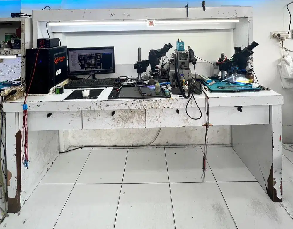 MEJA SERVICE HANDPHONE
