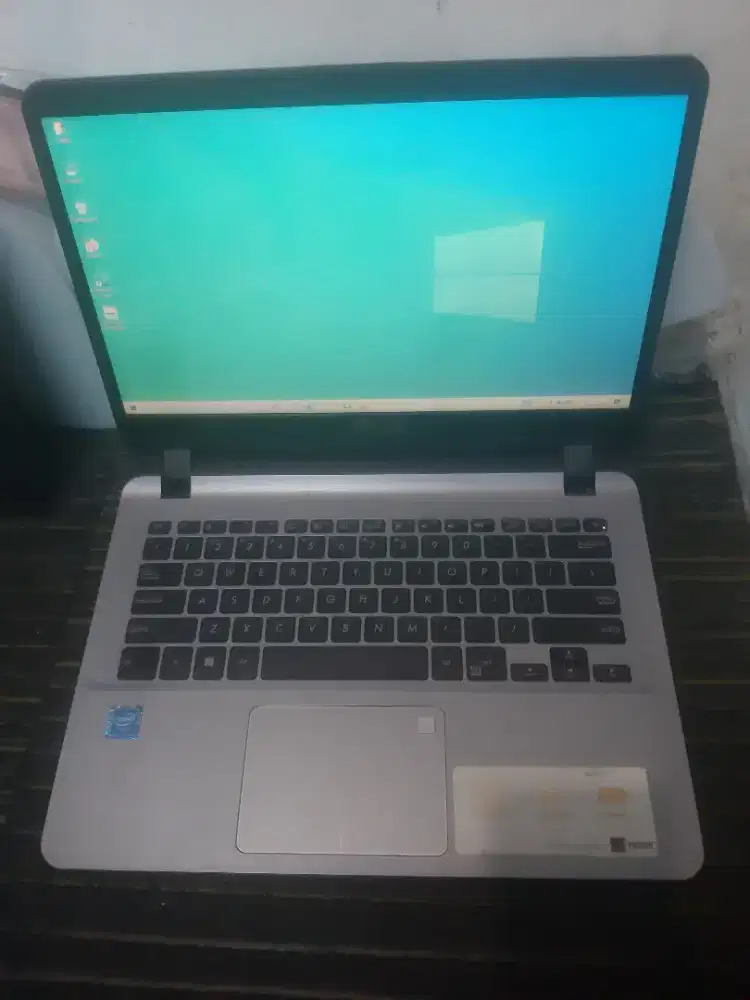 Laptop Asus A407M intel celeron generasi 4000,ram 4gb ddr4,hdd 1Tb.