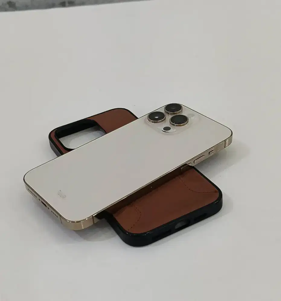 iphone 14 pro max 128gb,fisik mulus ,belum bongkar,batangan,no minus