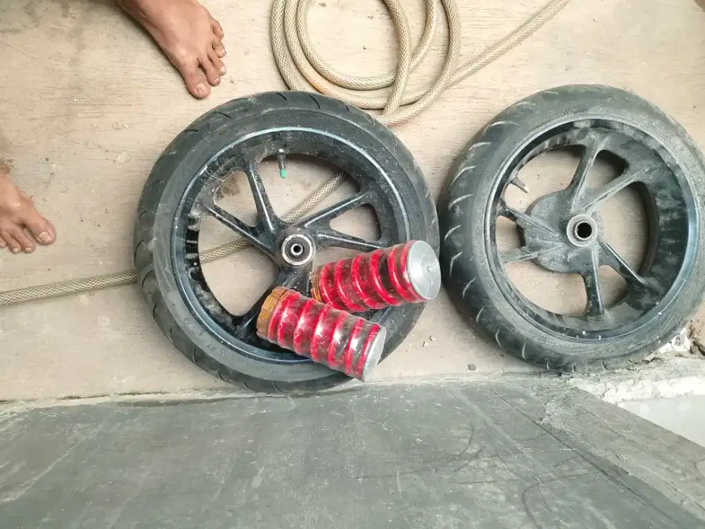 Pelek 2 berikut per shokbreaker