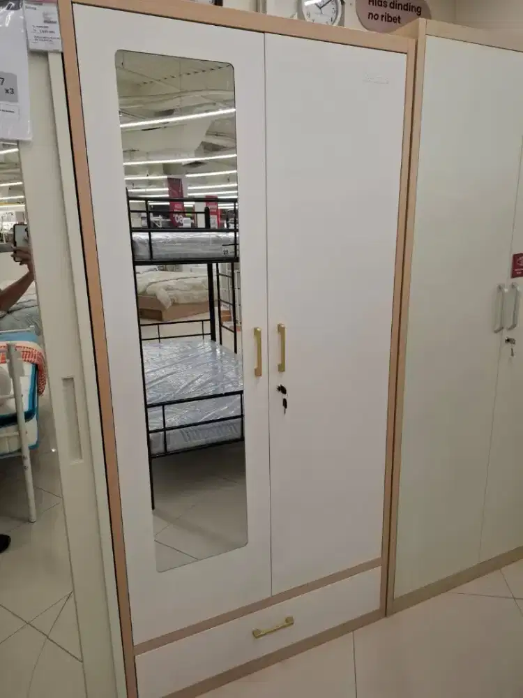 Lemari Baju Pakaian 2 Pintu Besi Wade