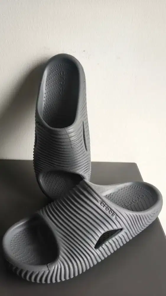 Crocs Mellow Slide Grey 1000% ORIGINAL