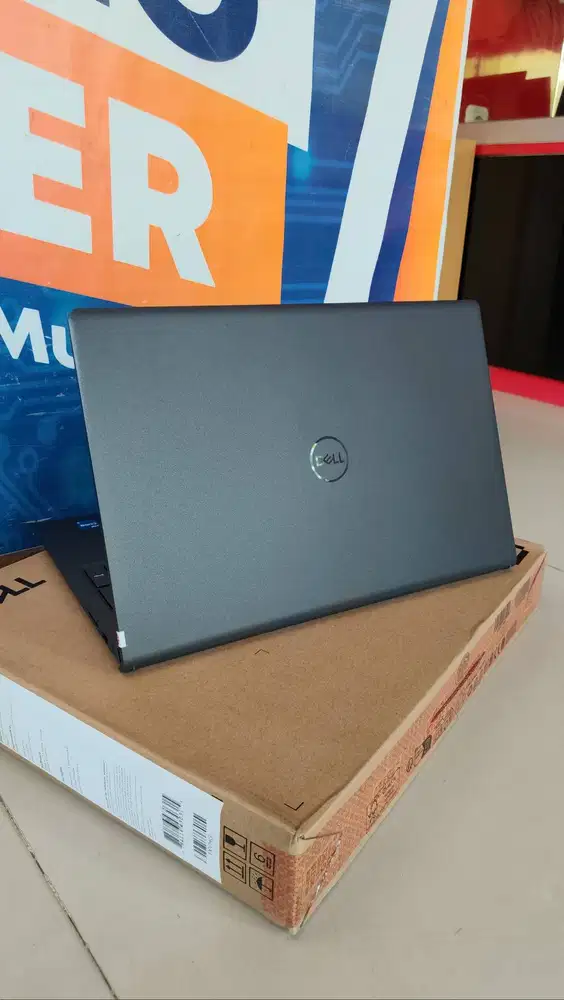 Laptop Dell 15 DC15250 Core i5-1334U/8GB/512GB/15.6 FHD Touchscreen