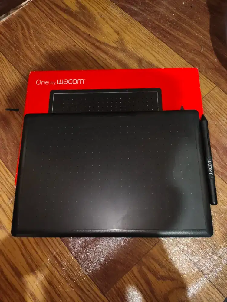 One by wacom ctl-672