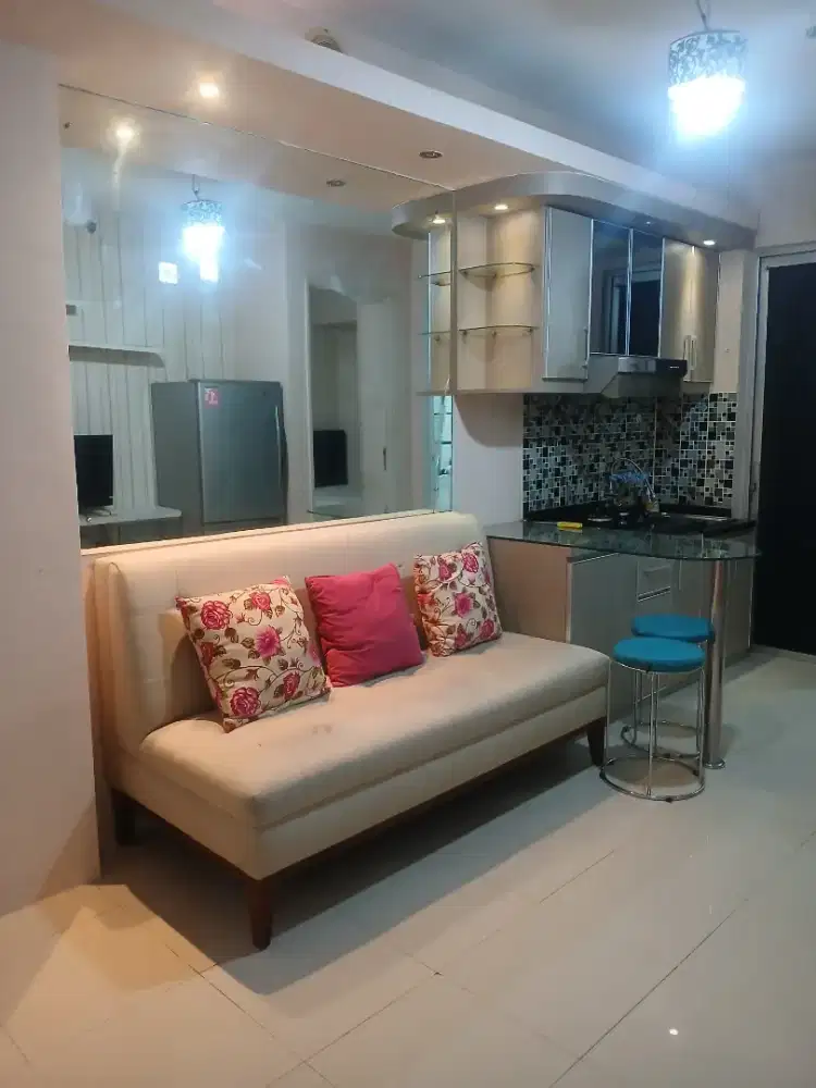 Disewakan 2 BR FF Bulanan Apartemen Bassura City
