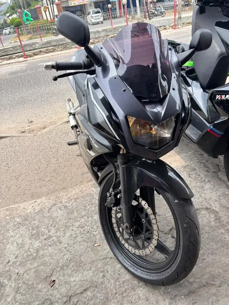 Ninja 150 KRR 2015 silver