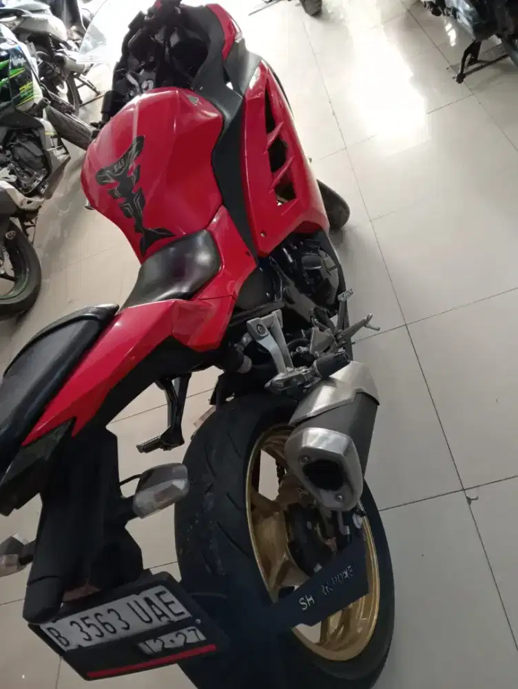 Dijual Cash Kawasaki Ninja 250 Tahun 2012