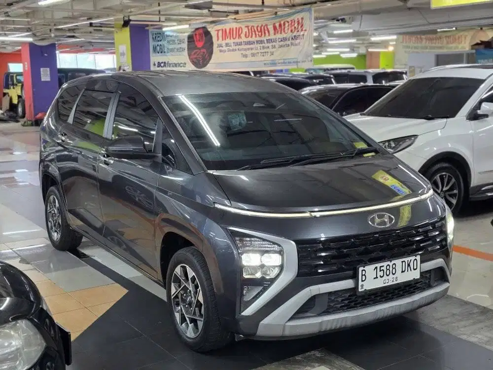 Hyundai Stargazer Prime 2022 abu abu km28rb