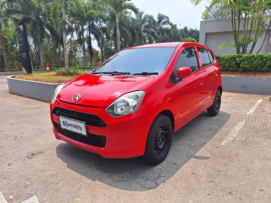 LOW DP Daihatsu Ayla 1.0 M Bensin-MT 2016 6GD