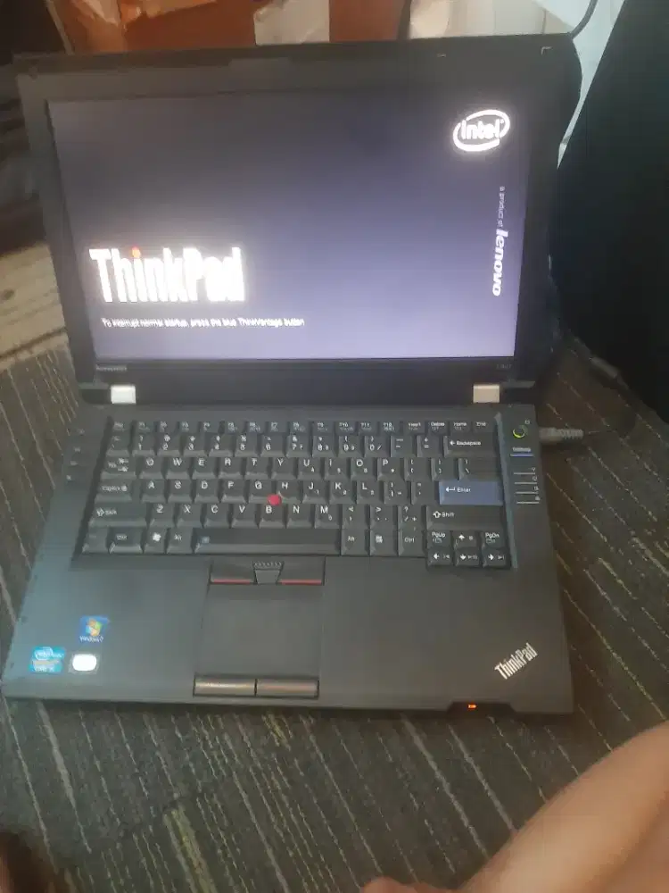 Lenovo ThinkPad L420 core i5 generasi 2,ram 4gb,hdd 500gb.