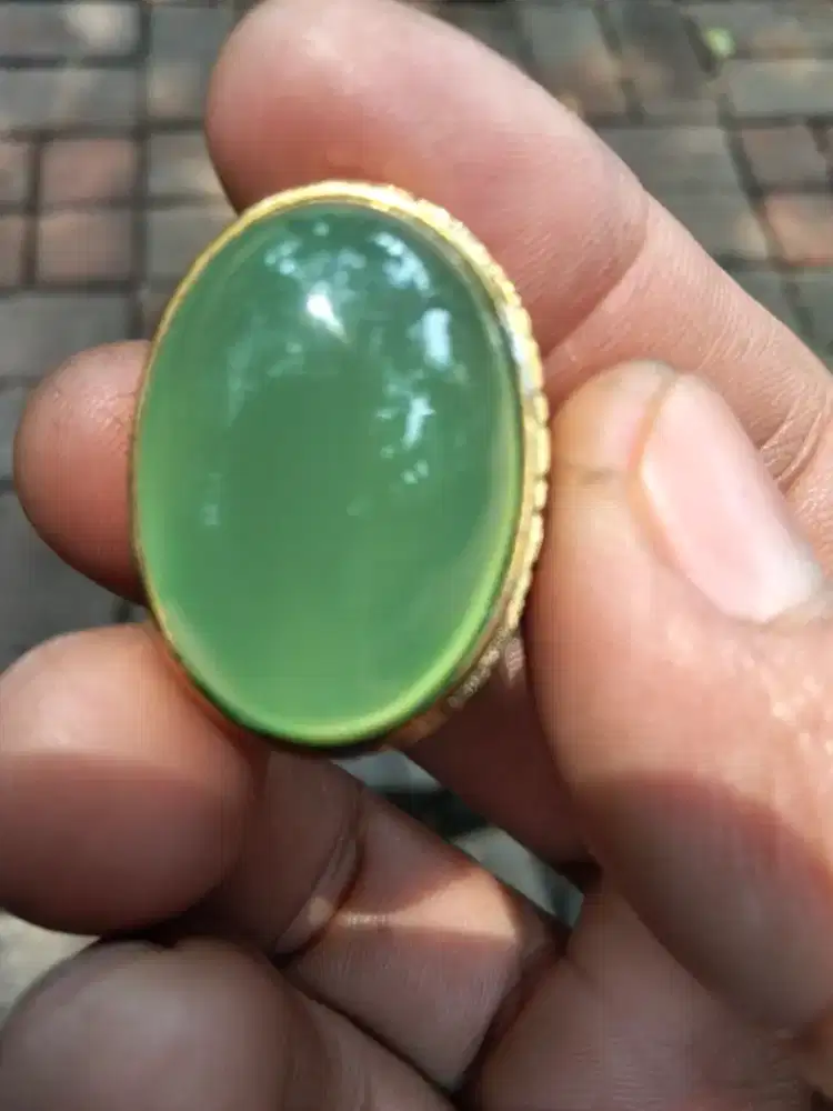Batu anggur kuning pacitan