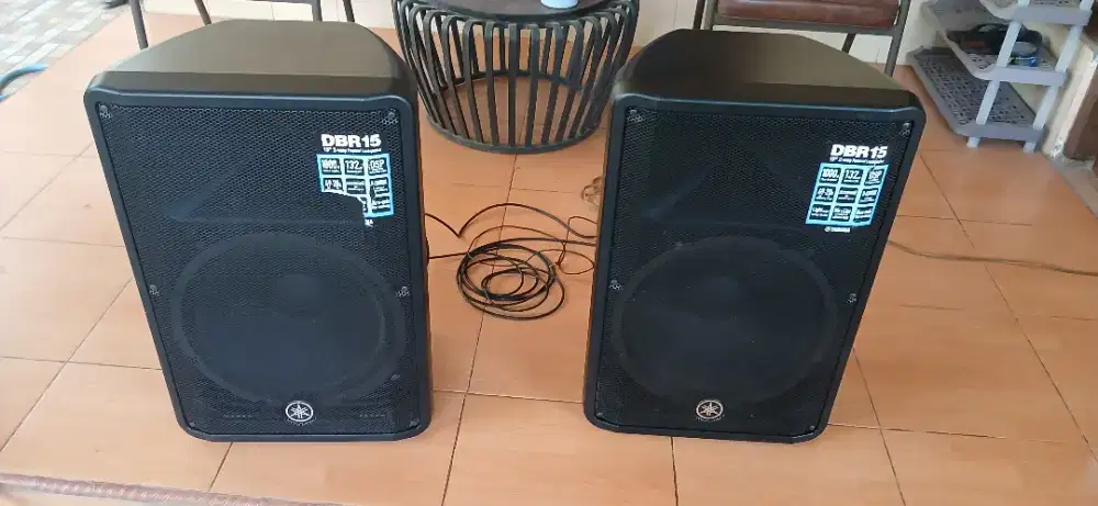 Dijual speaker aktif yamaha dbr15