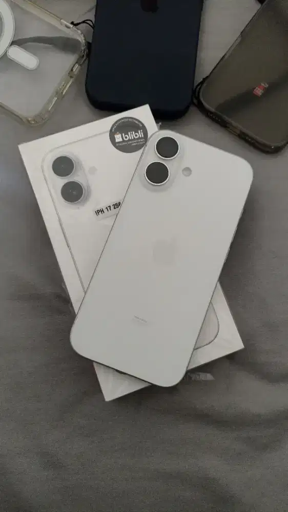 iPhone 17 256gb White