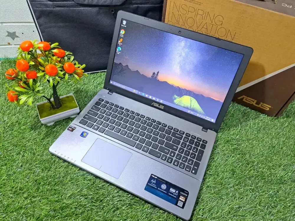 Laptop asus X550D fullset siap pakai
