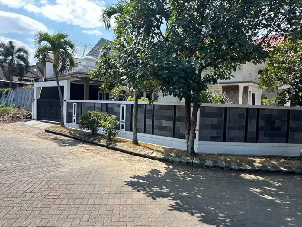 Dijual Rumah Hook Kawasan Nyaman Aman di Bukit Cemara Tujuh Malang