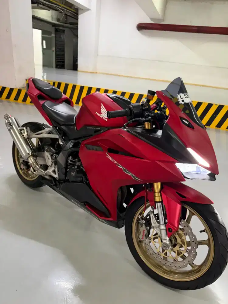 CBR 250rr non abs tahun 2018