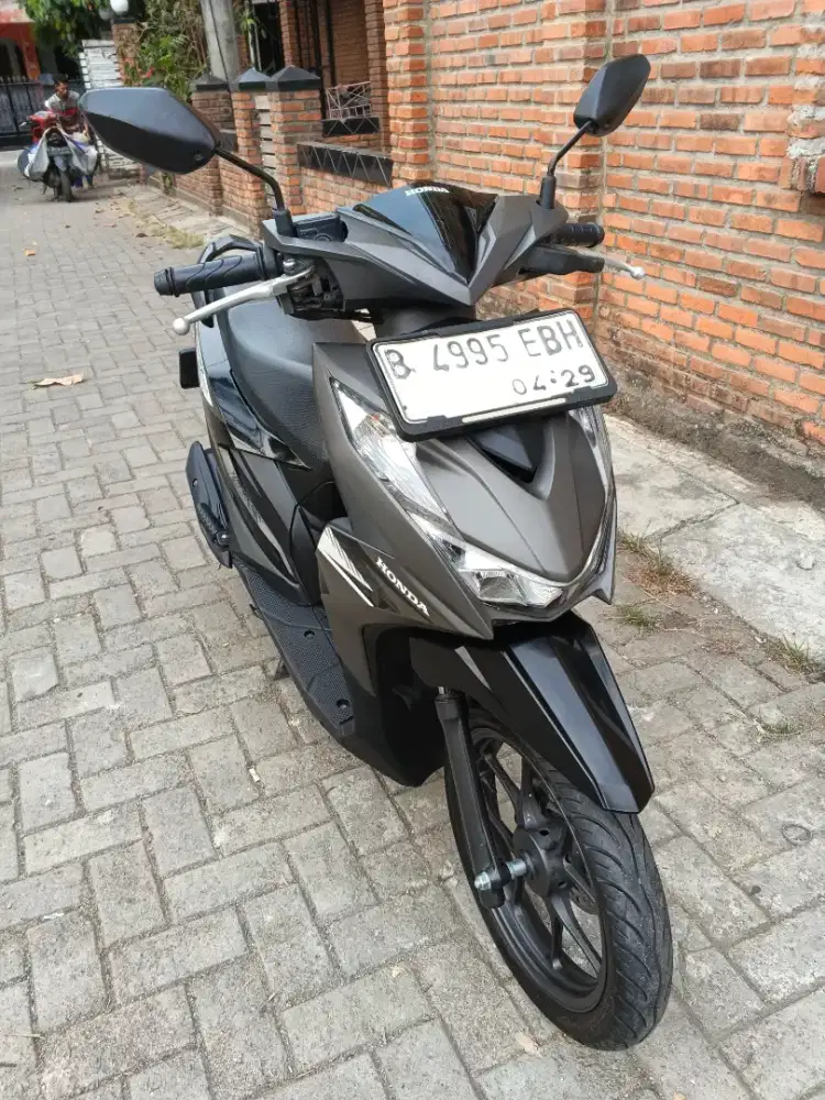 Honda Beat Deluxe CBS 2024 Km Low Mulus Pajak On 2027 Panjang