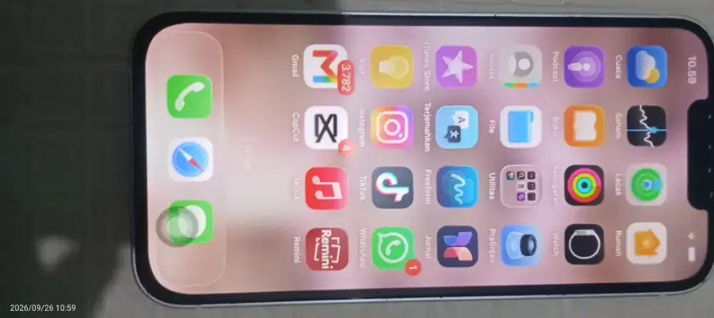 iPhone 13 ram128