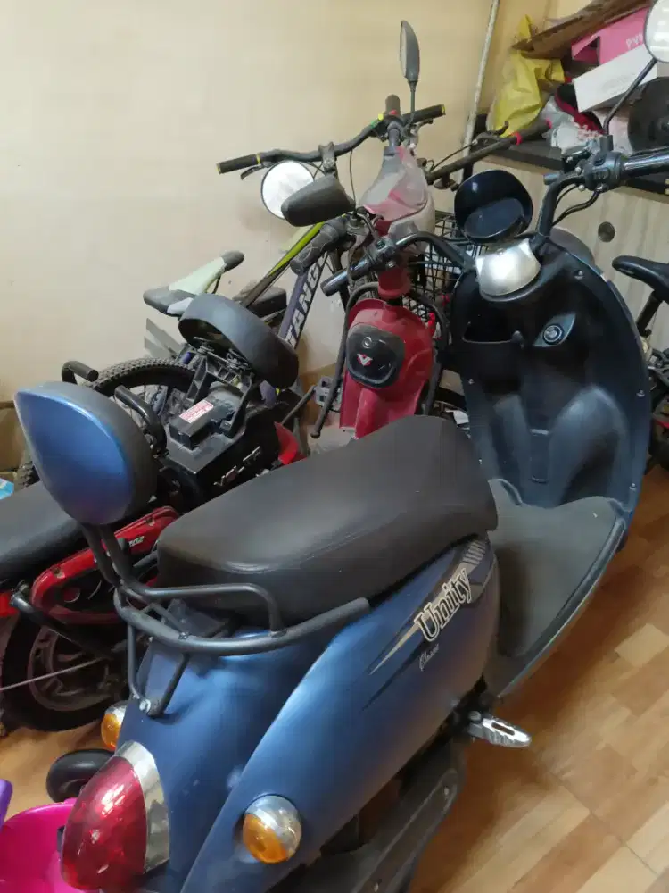 Motor listrik unity clasic kondisi masih bagus