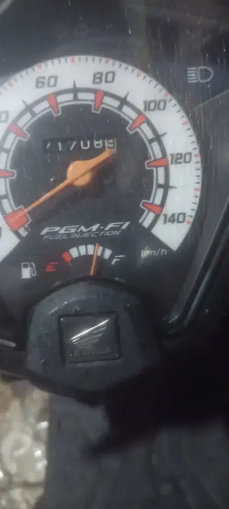 Dijual motor Honda beat tahun 2014