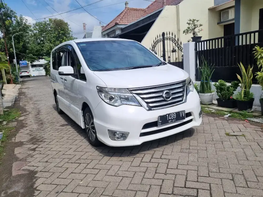 NISSAN SERENA 2.0 HWS A/T 2017 PUTIH