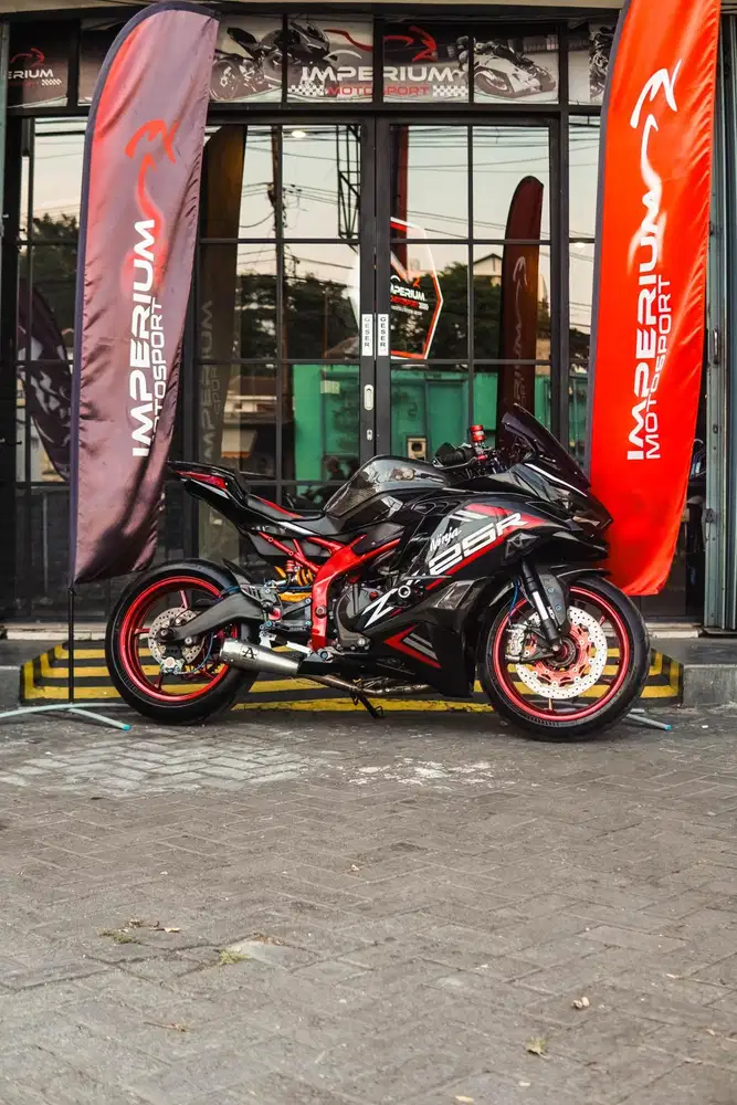 KAWASAKI ZX25R 2021 - RED CHASIS FULL MODS