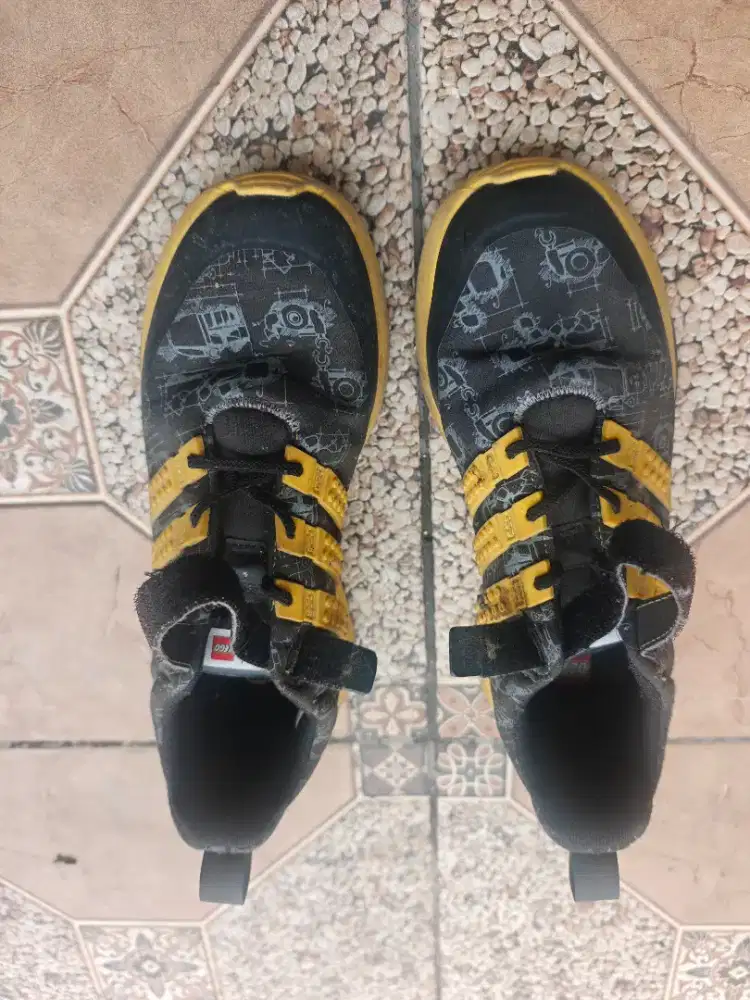 Sepatu Adidas Anak Lego