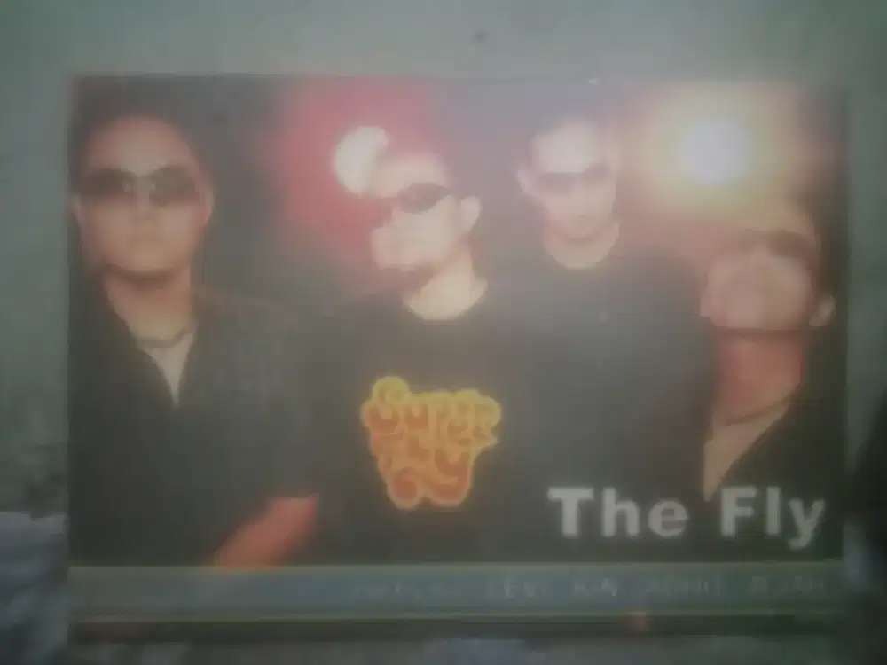 Poster timbul ukuran tandart