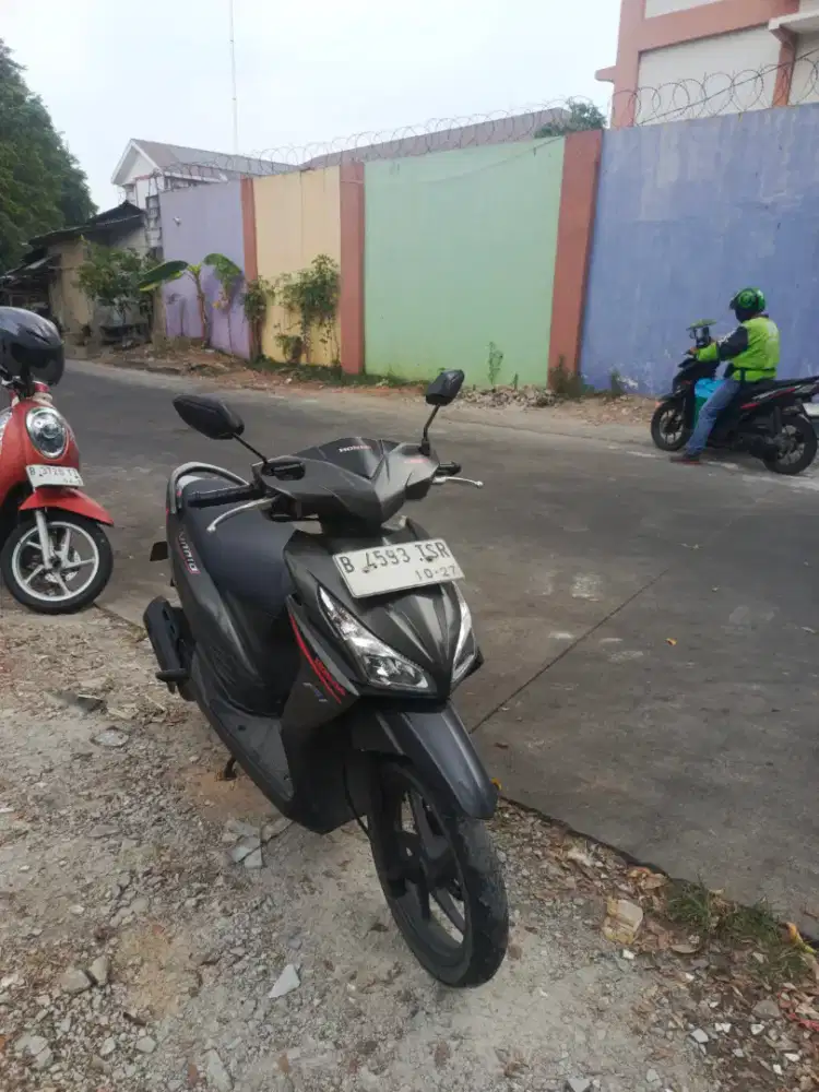 Bismillah jual motor vario 110 fi masih mulus bgt