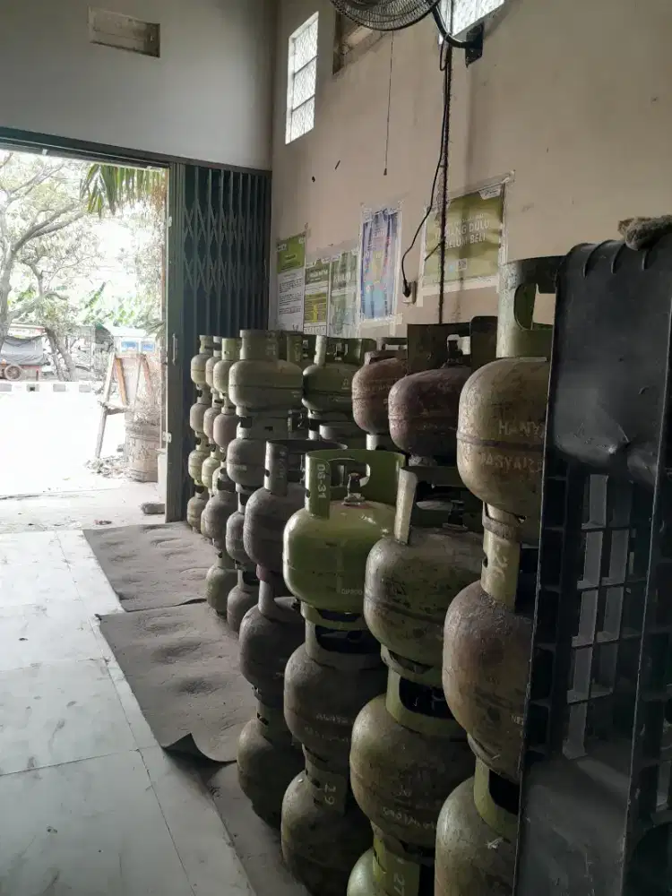 LOWONGAN KERJA PANGKALAN GAS LPG 3KG