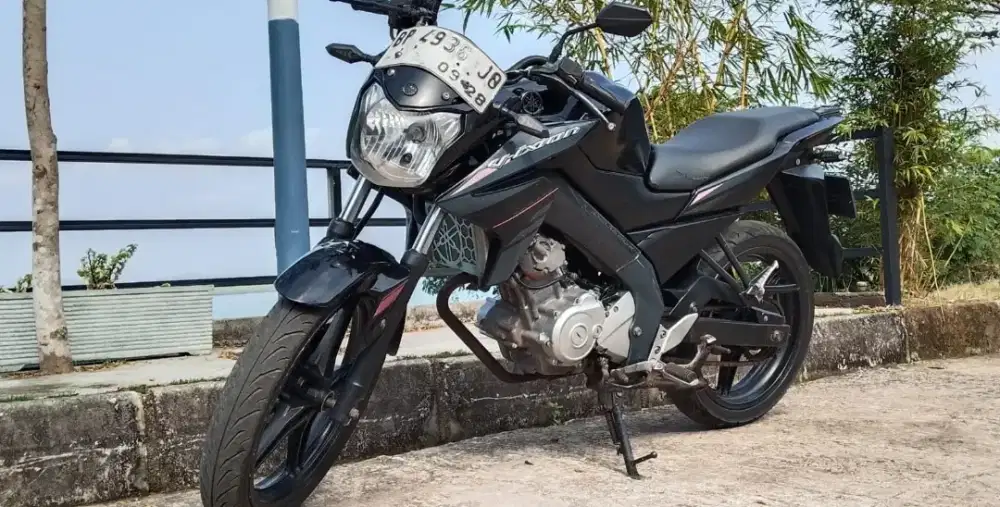 Yamaha Vixion Black 150cc