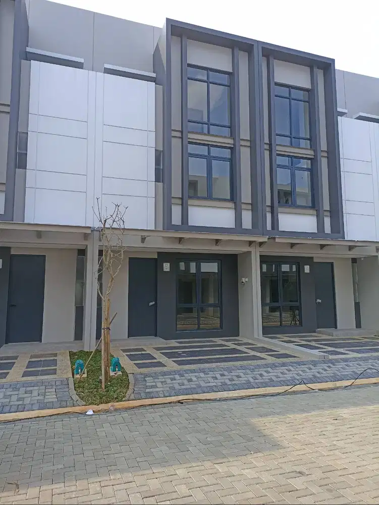 Disewakan SOHO Rukan 3 Lantai Latinos Business District (LBD) BSD