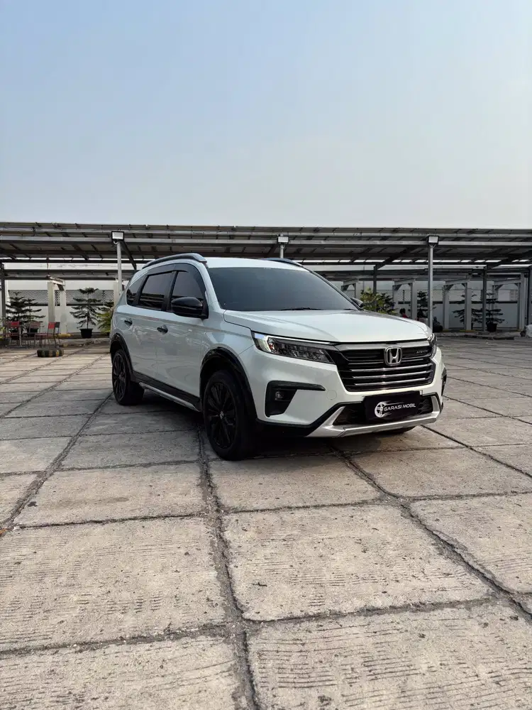 Honda BR-V (AT)
