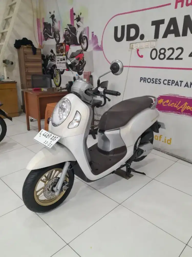 HONDA SCOOPY PRESTIGE 2021 MULUSS