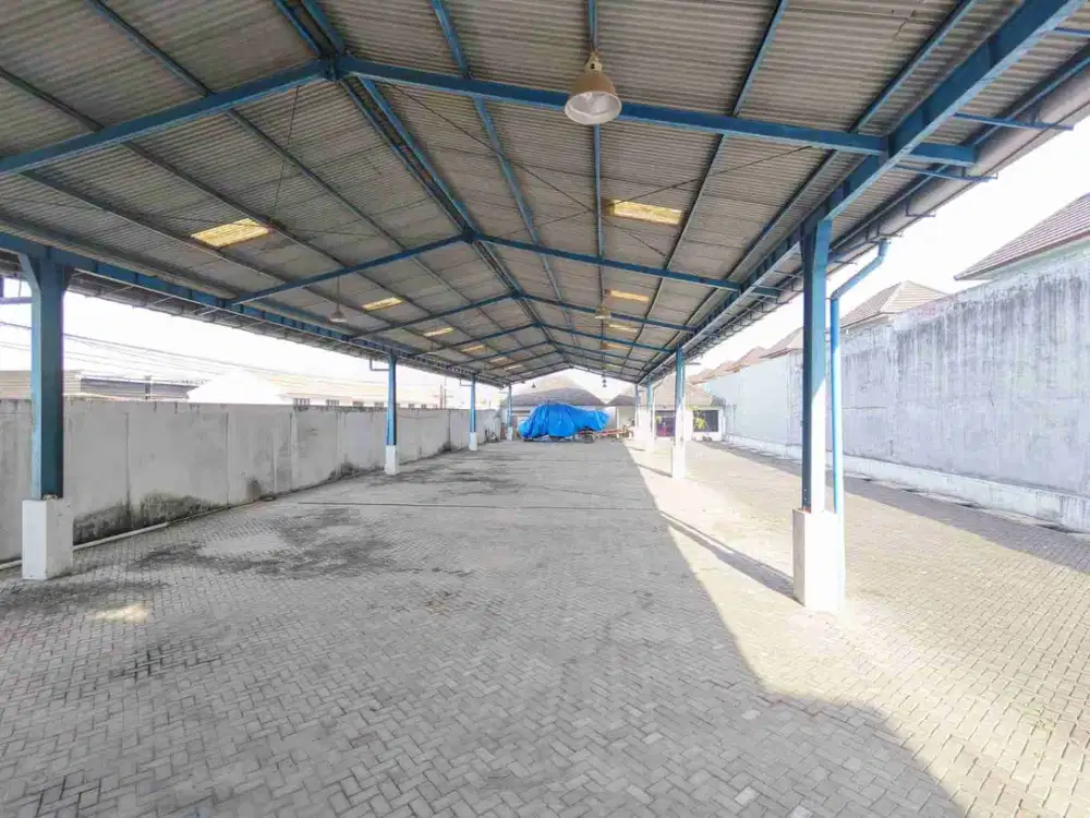 GUDANG STRATEGIS DI JALAN UTAMA TUKAD BALIAN – DENPASAR