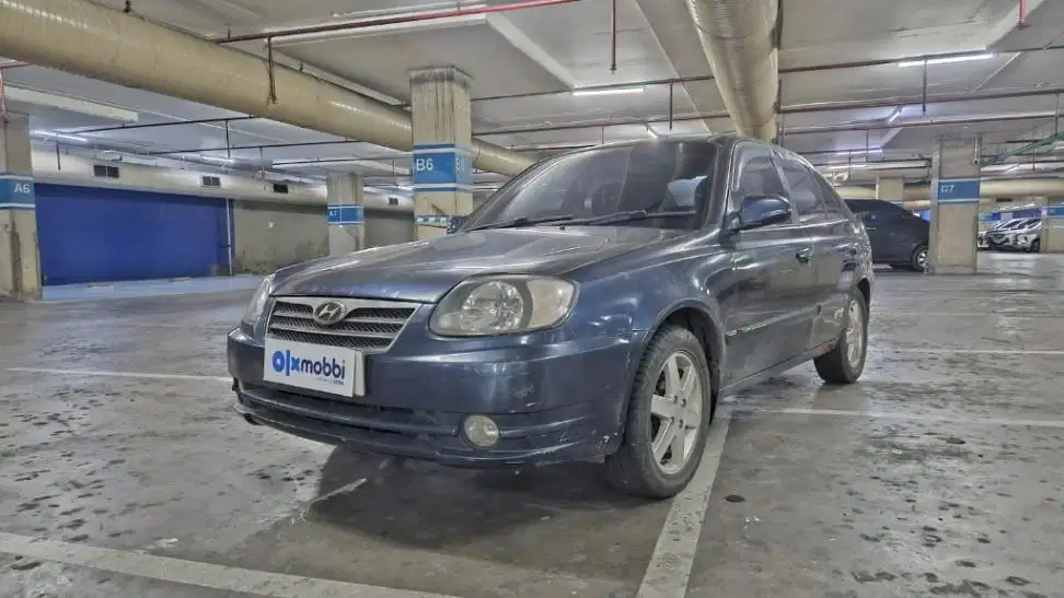 KM Rendah - Hyundai Avega 1.5 Bensin-MT 2010