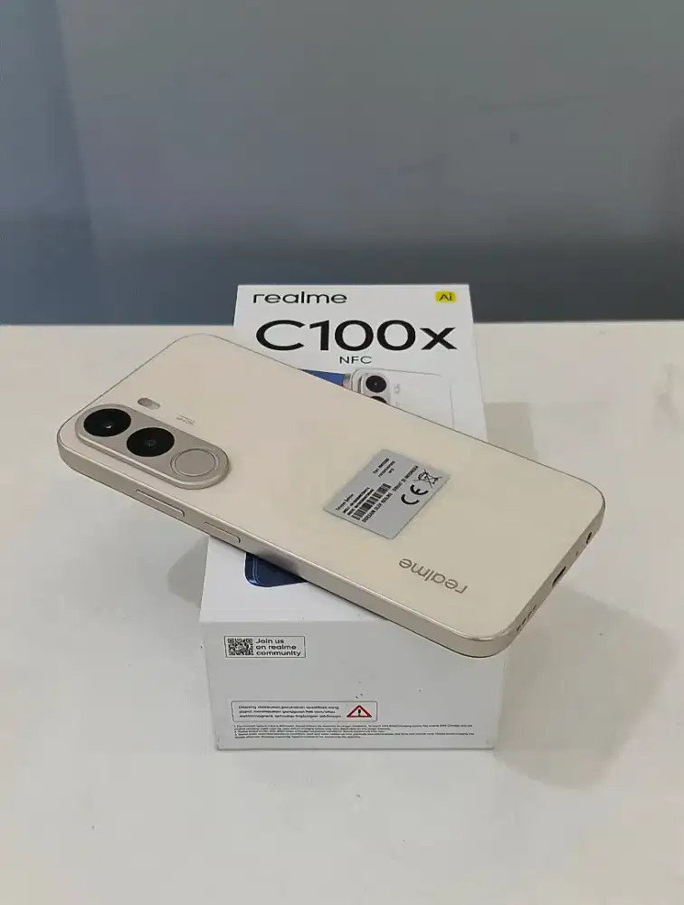 Realme C100x 6/128,no minus,fulsett,belum pernah bongkar, seperti baru